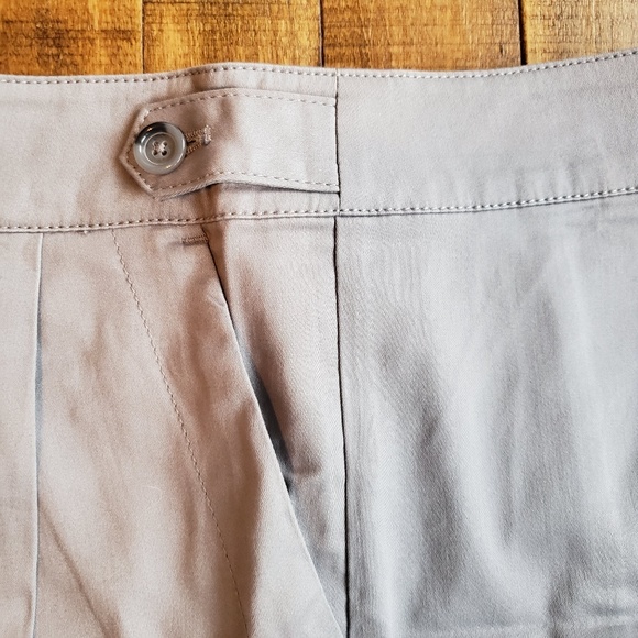 🇺🇸GAP Grey Miniskirt - Picture 5 of 7